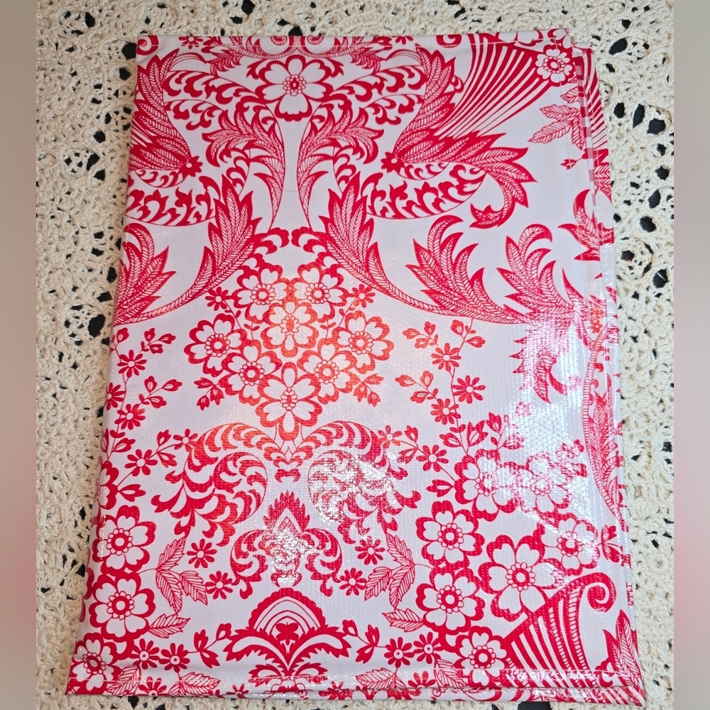 Oilcloth Red Lace On White Portfolio Cover Pad Holder Letter Size